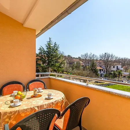 Orange Pula